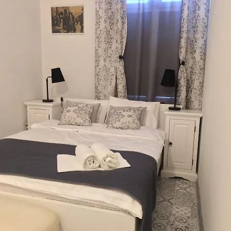 Old Cracow 3* Krasków